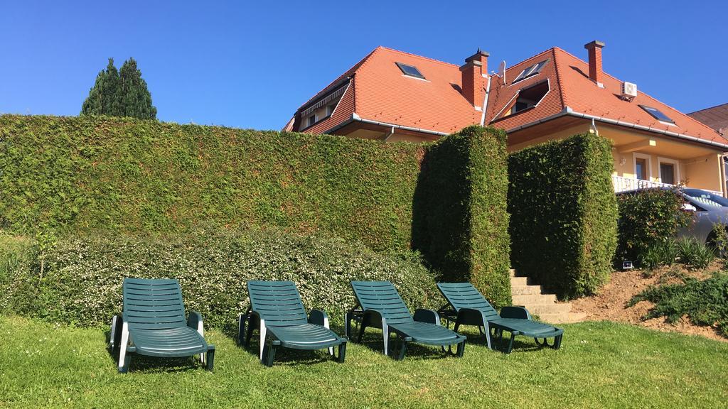 Hevizquelle Apartments Eksteriør billede